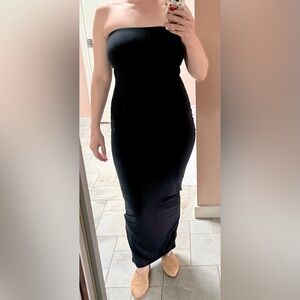 SKIMS. Retired “Fits Everybody Tube Dress” medium/onyx